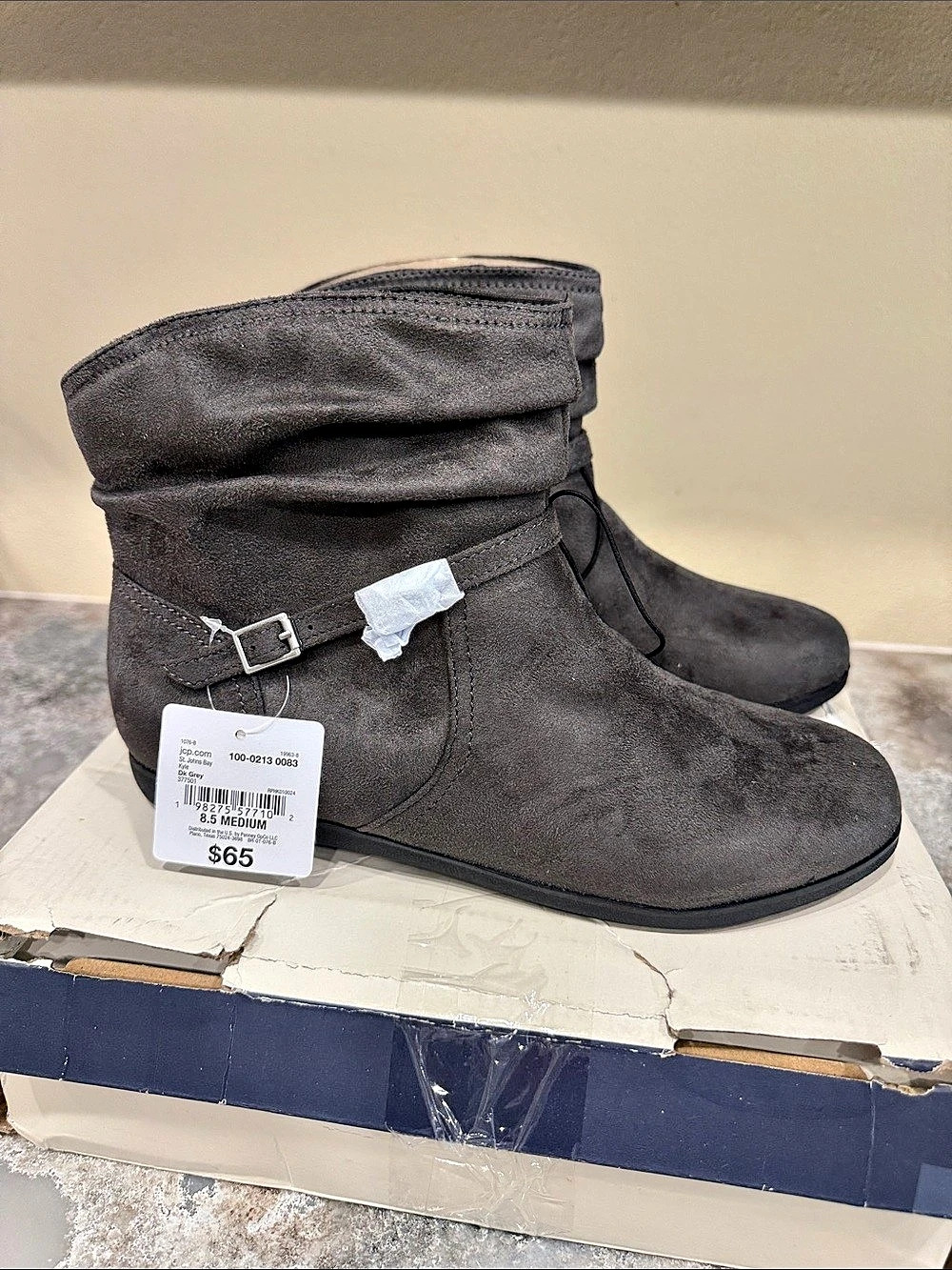 St. John's Bay Ryder Gray Ankle Boots US 8.5 NWT